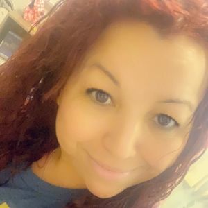 Meet your Posher, Lorena